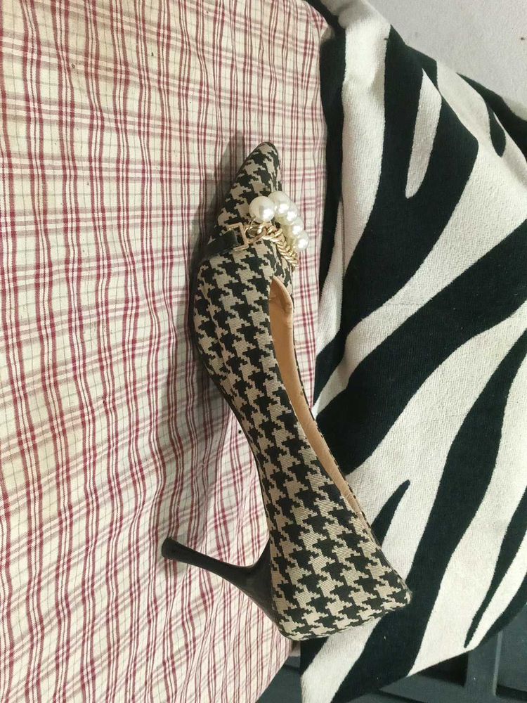 Houndstooth Heels with Pearls