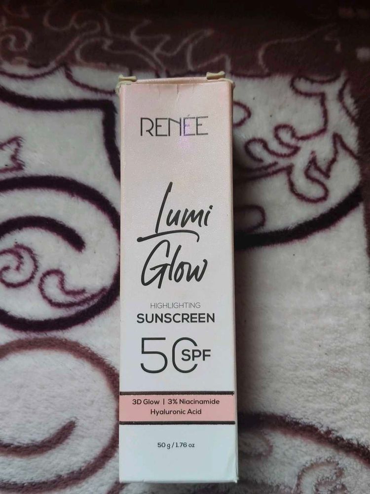 RENEE Lumi Glow Sunscreen SPF 50