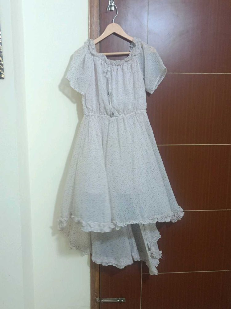 Chic Off-Shoulder Ruffle Dress