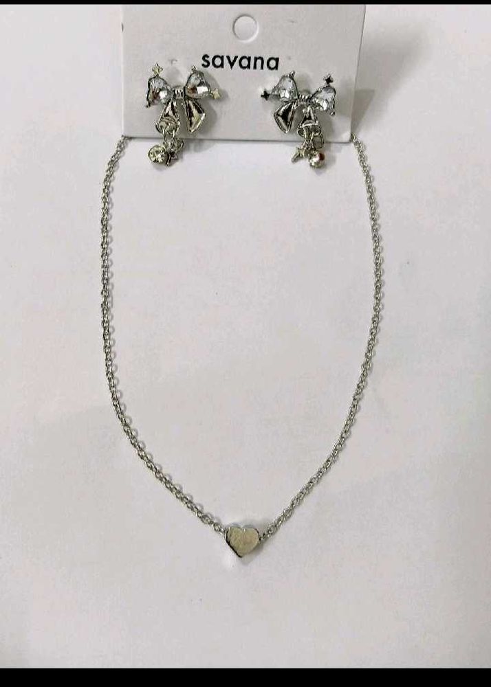 Silver Bow &amp; Heart Necklace Set