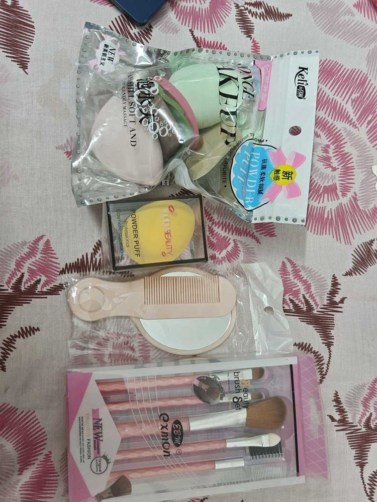 Makeup Sponges and Brush Set