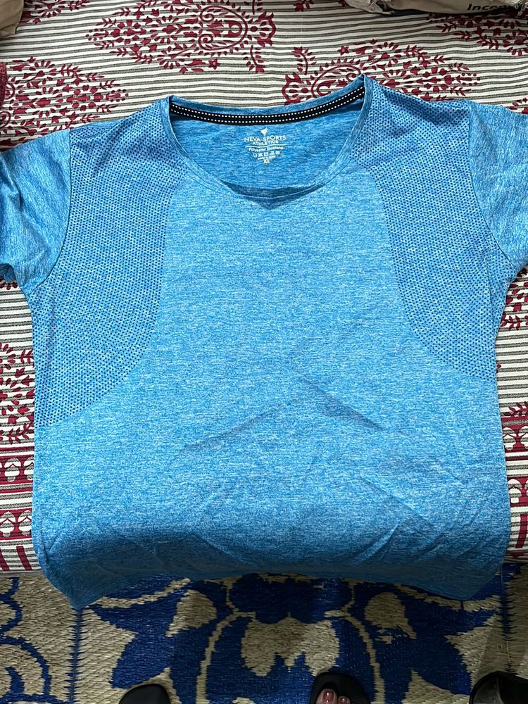 Women > T-Shirts | Active And Formal T Shirt No Single Demage | Freeup