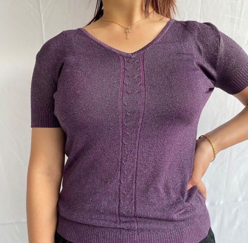 Women V Neck Top In Purple