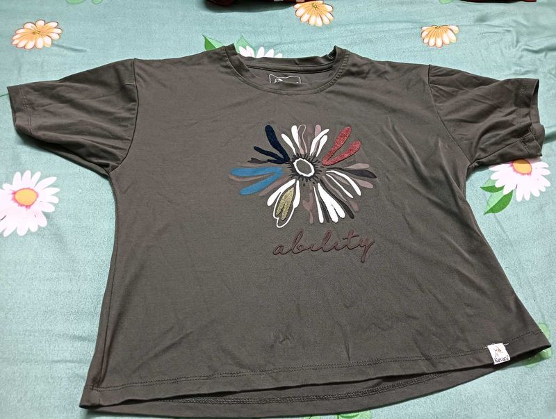 olive colour  tshirt