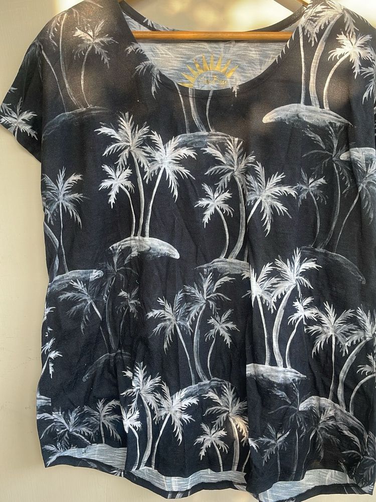 Black Palm Tree Print T-Shirt