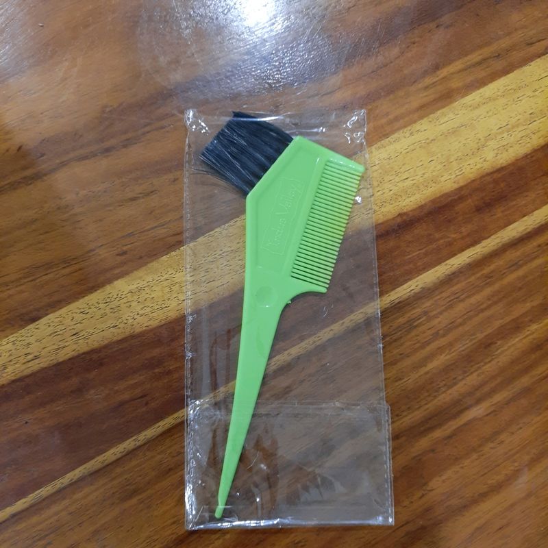 Brand New Hair Colouring Brush
