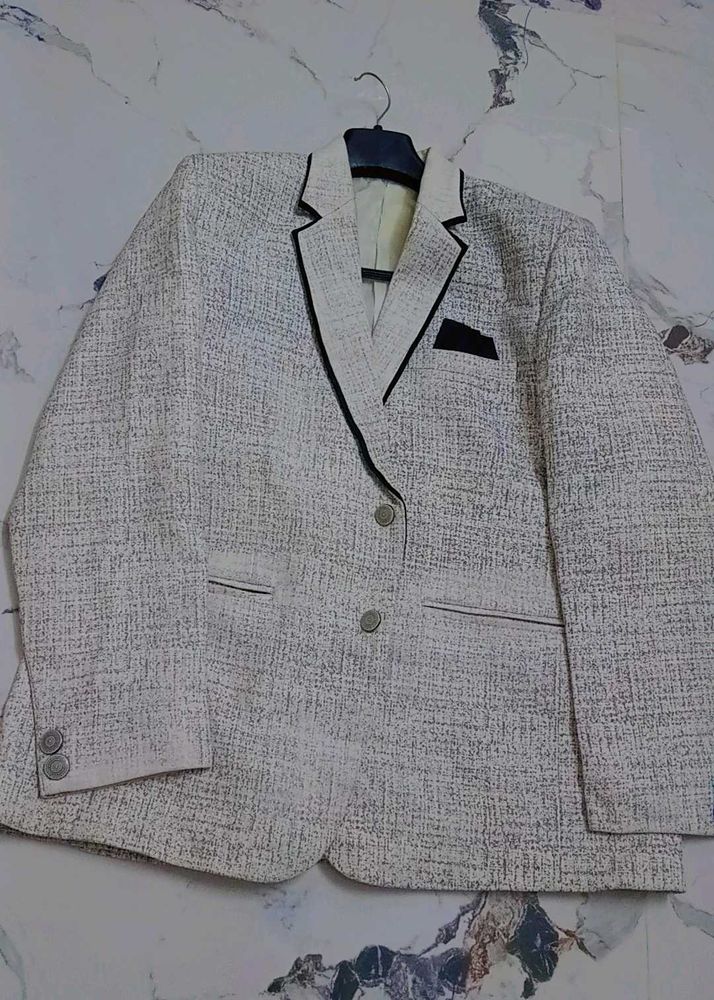 Textured Blazer - Stylish &amp; Versatile