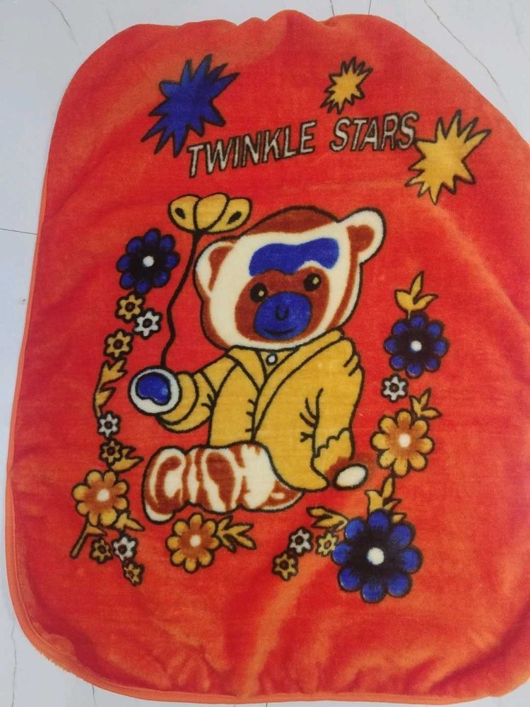 Twinkle Stars Baby Blanket orange colour