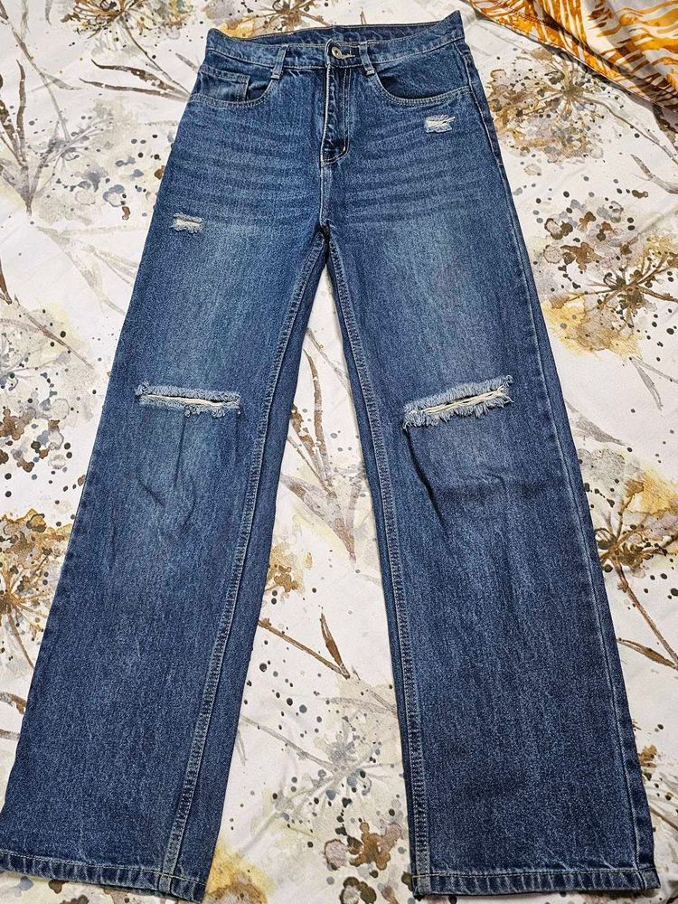 Trendy Ripped Blue Jeans