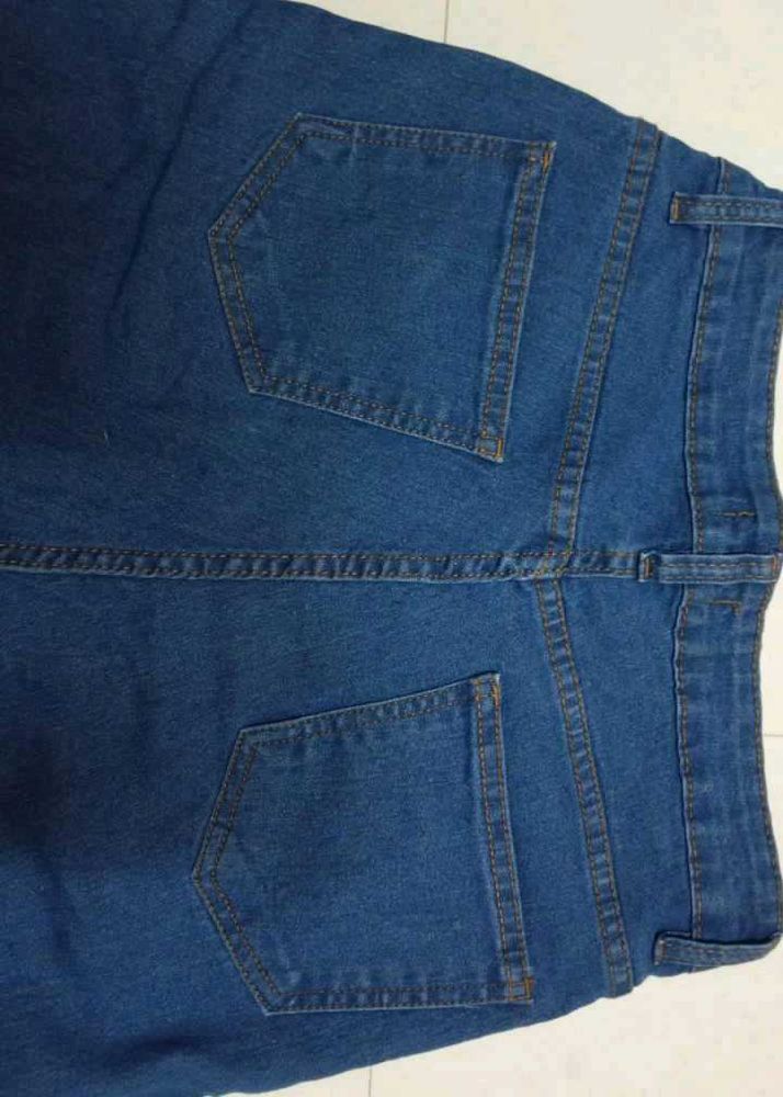 women's flared high rise blue Jean's
