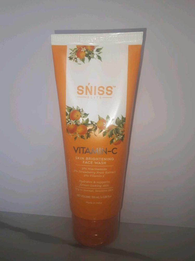 SNISS Vitamin C Skin Brightening Face Wash