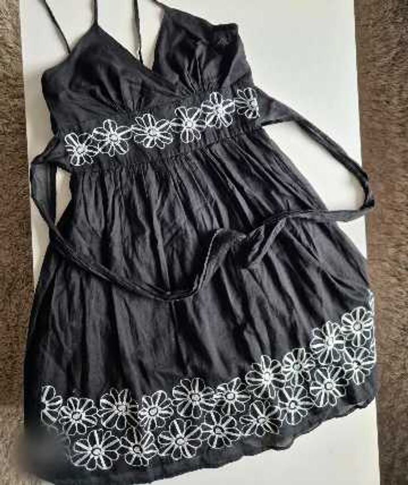 Cute Black Floral Mini Dress
