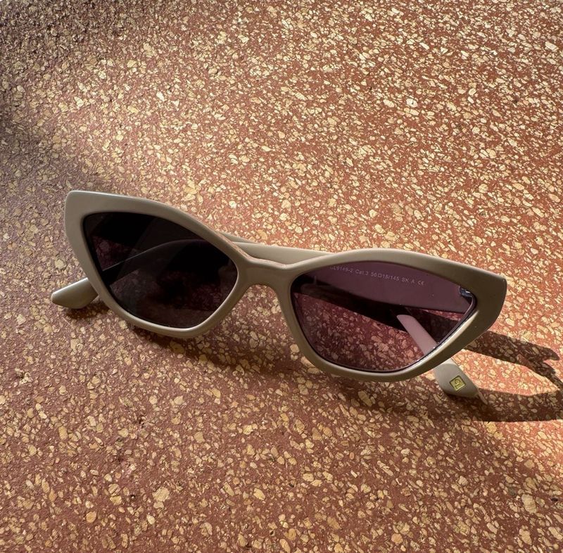 Trendy Cat-Eye Sunglasses