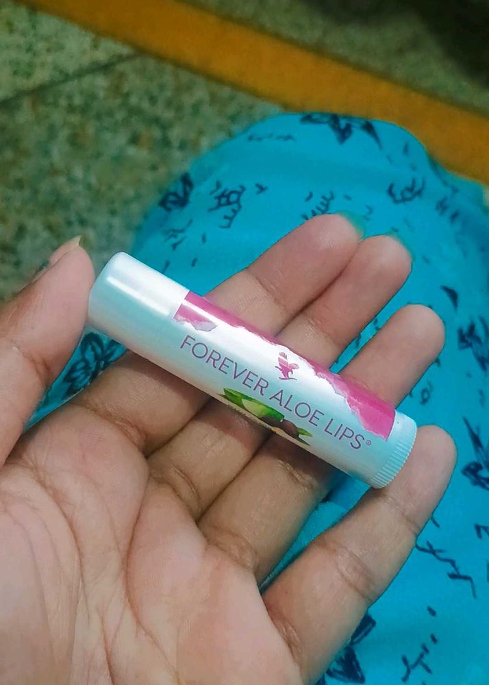 Forever Aloe Lips Balm