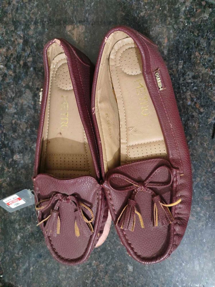 Metro Burgundy Loafers with Tassels- Pasting flaw
