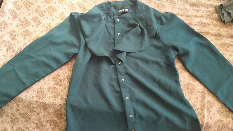 Stylish Green Long Sleeve Top