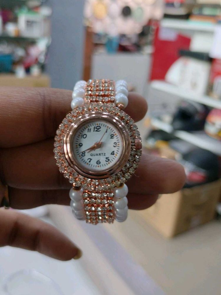brand new watch for womens