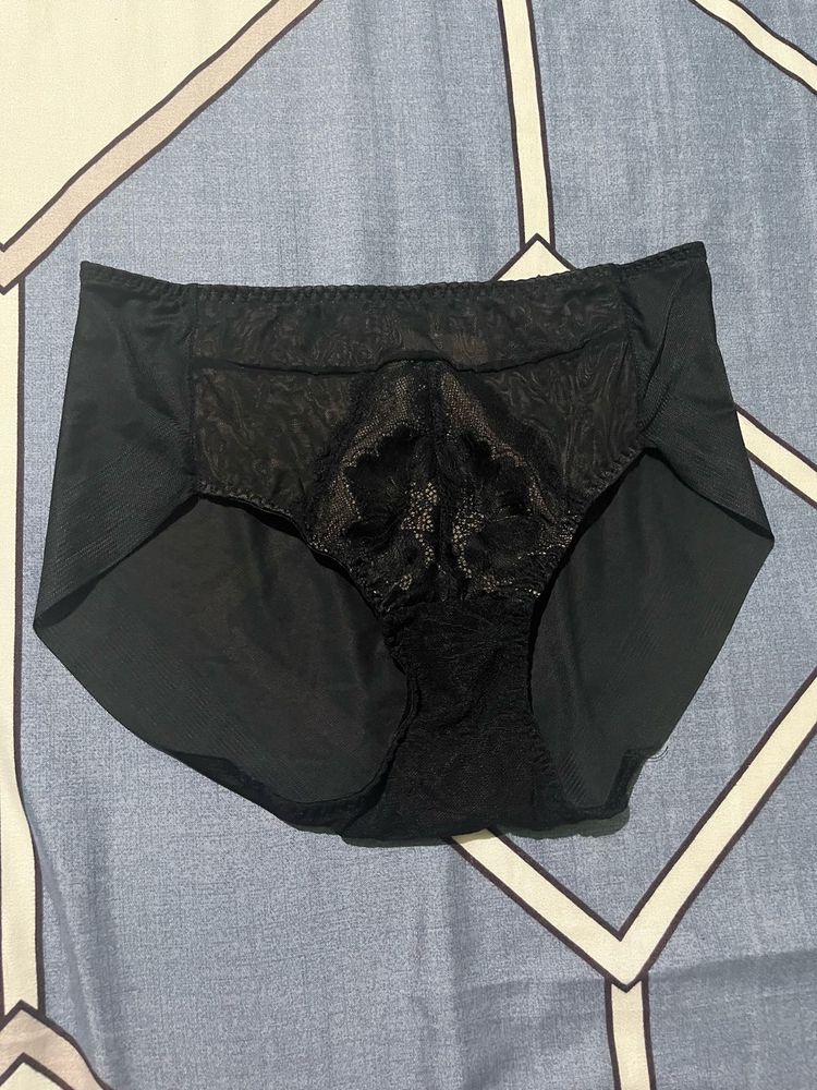 Elegant Black Lace Briefs