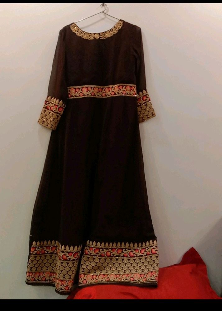 Women Gown Set