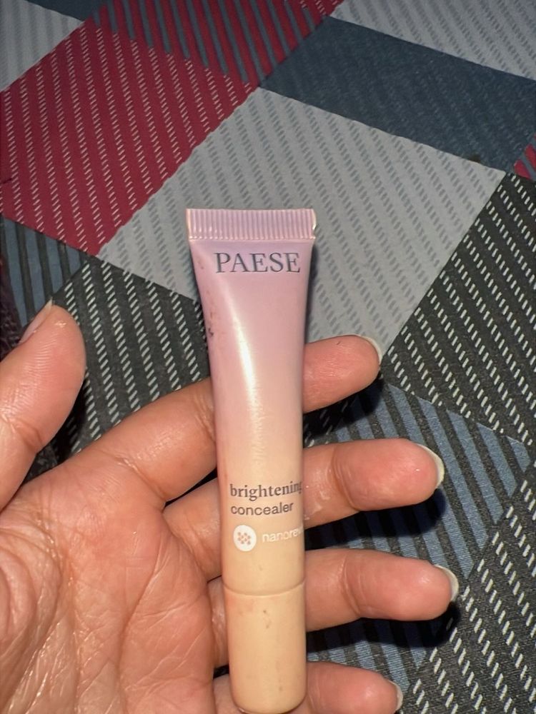 PAESE Brightening Concealer