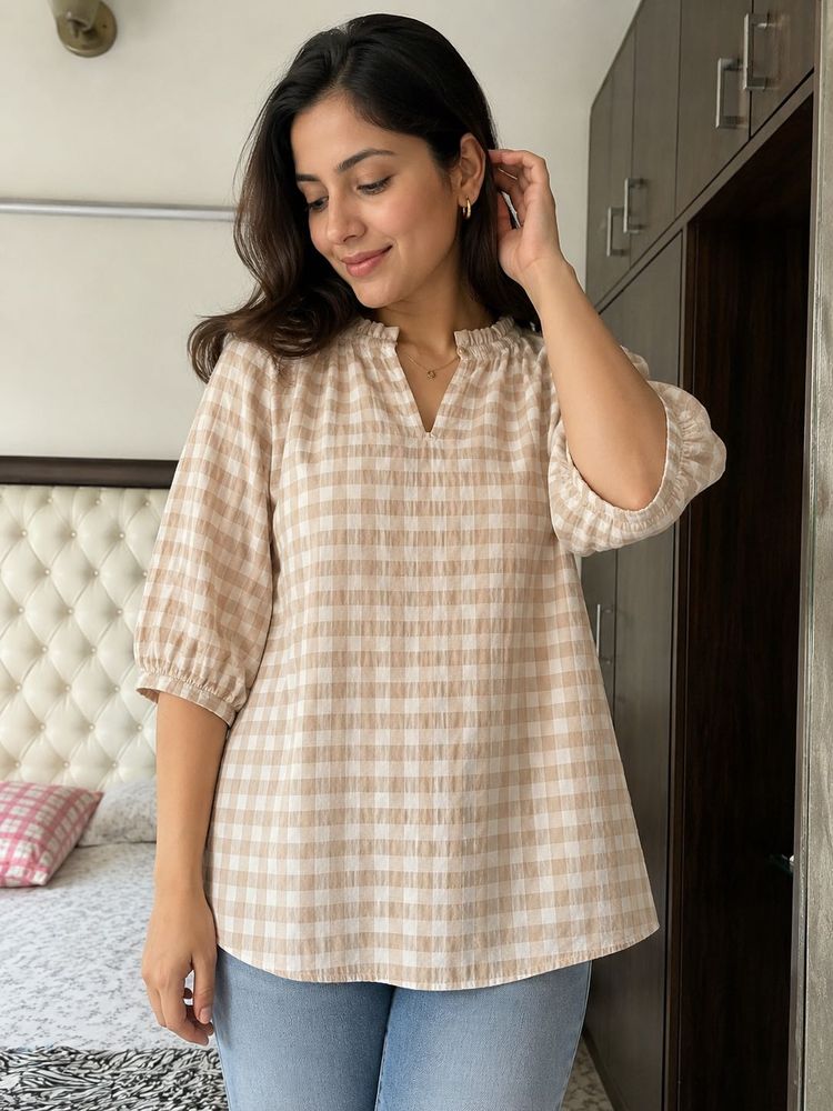 Chic Checkered Top with Ruffled Neck