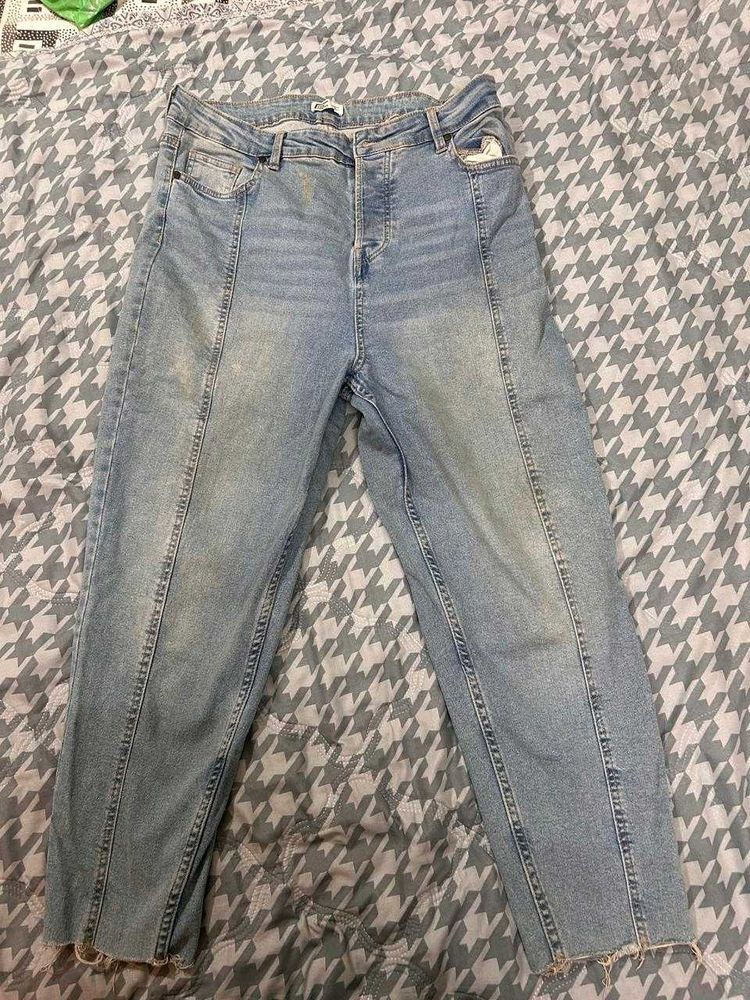Light Wash Seamed Jeans