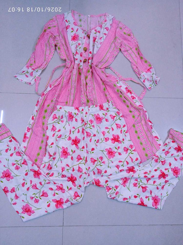 Beautiful Pink Floral Kurta Set