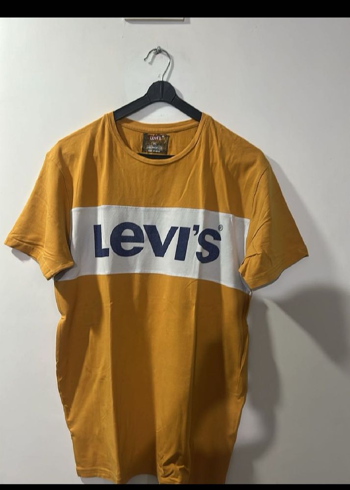 Levi's Graphic Tee - Mustard