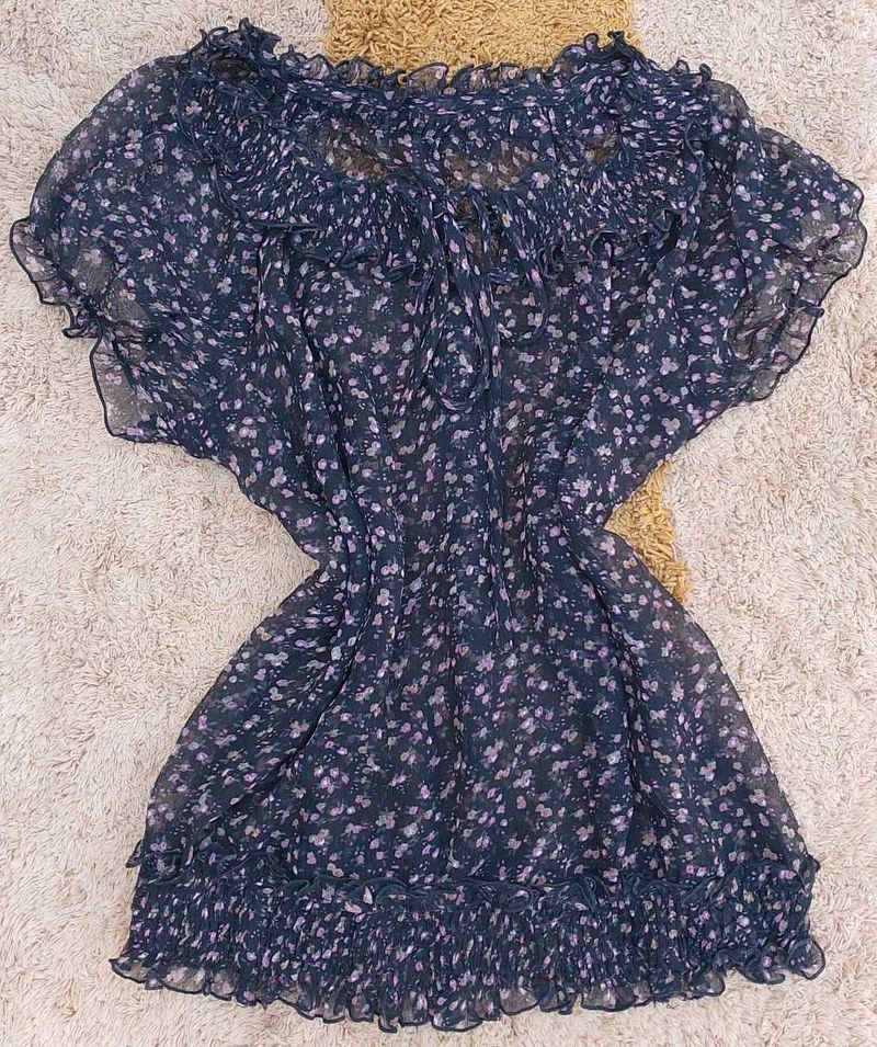 Chic Floral Smocked Top