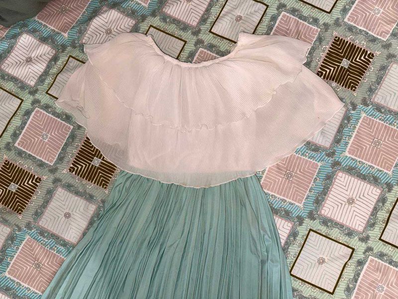 Pleated blue dress