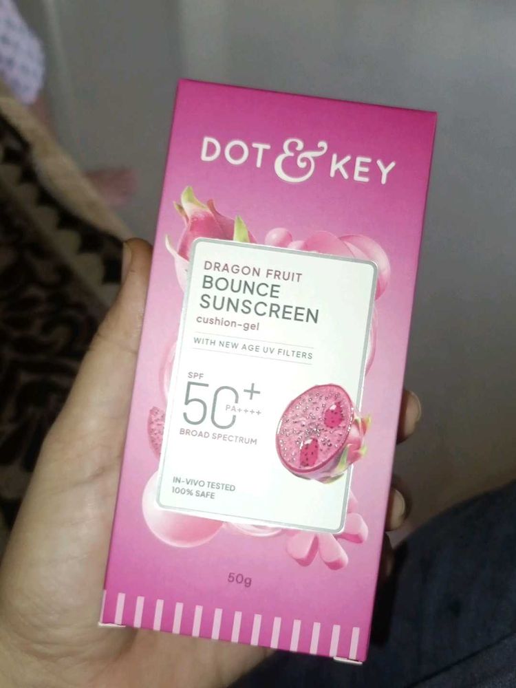Dot &amp; Key Dragon Fruit Bounce Sunscreen