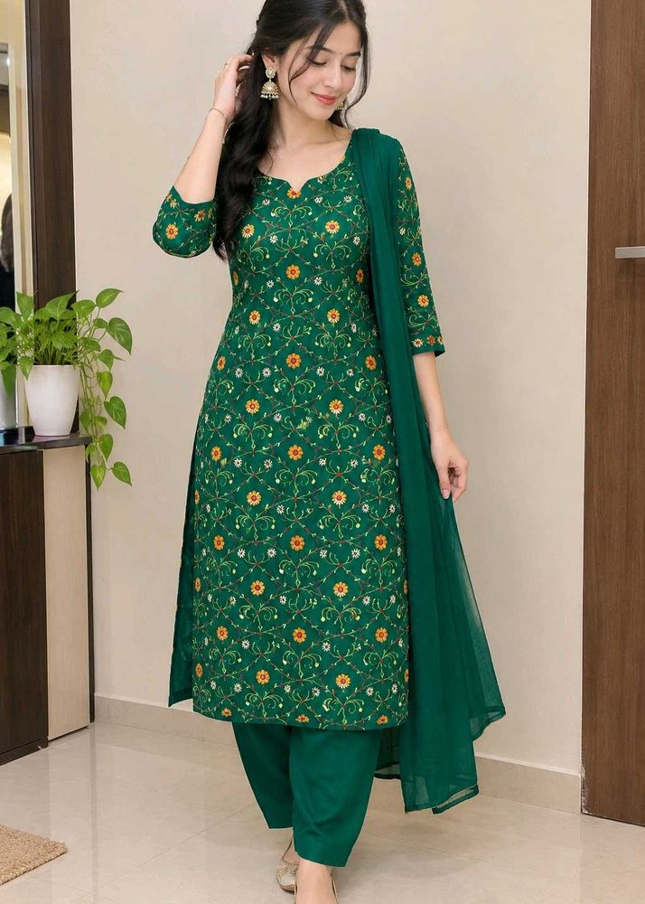 Beautiful Green Floral Kurta Set
