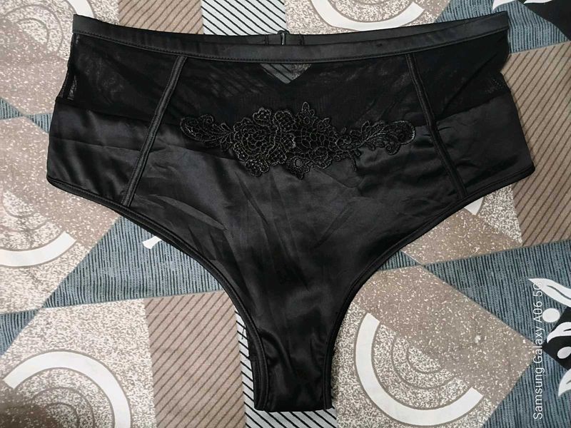 (1415)Black High-Waisted Lingerie
