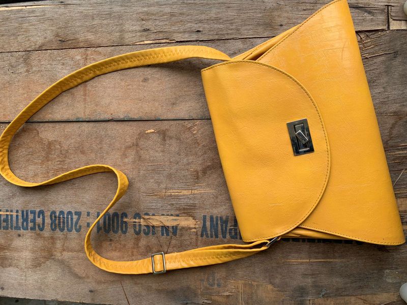 Vintage Mustard Yellow Shoulder Bag