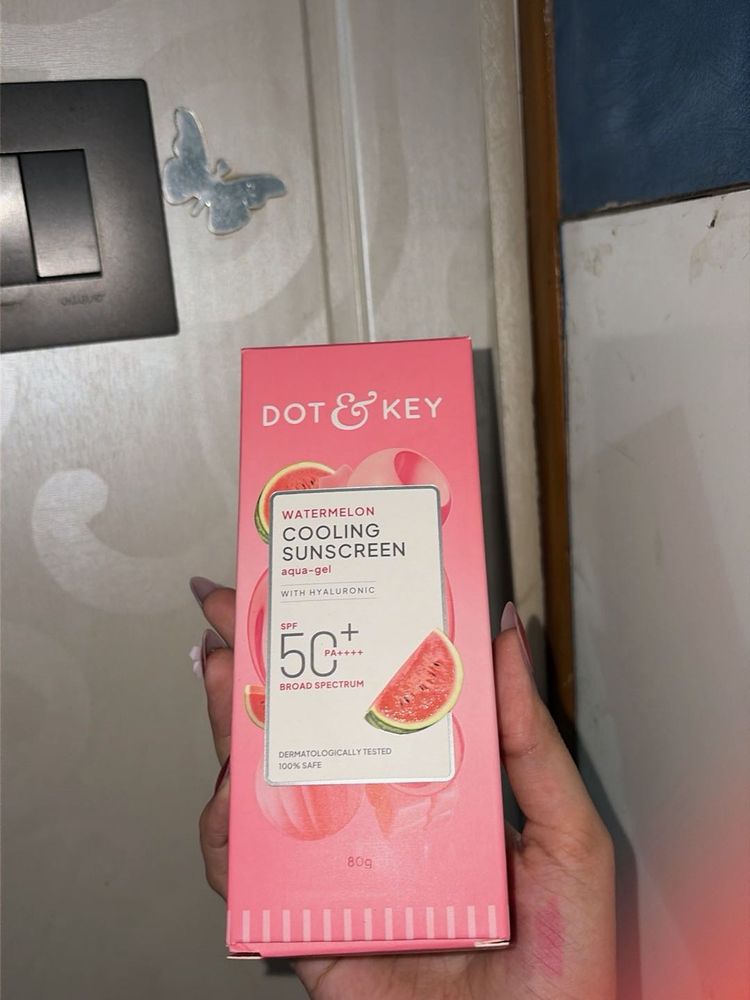 DOT &amp; KEY Watermelon Cooling Sunscreen SPF 50