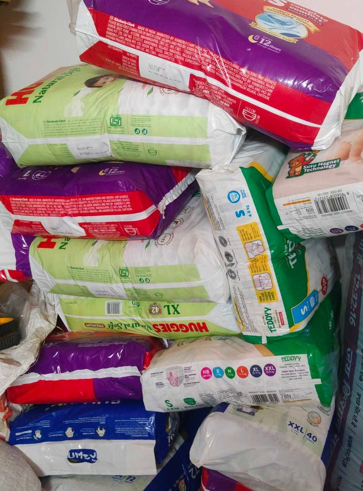 cheap Bulk Baby Diapers - Huggies &amp; Teddyy.