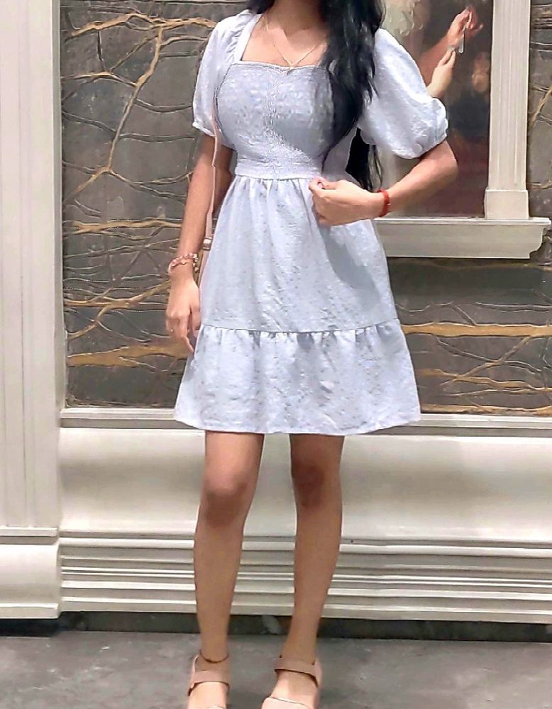 Cute lavender Puff Sleeve Dress