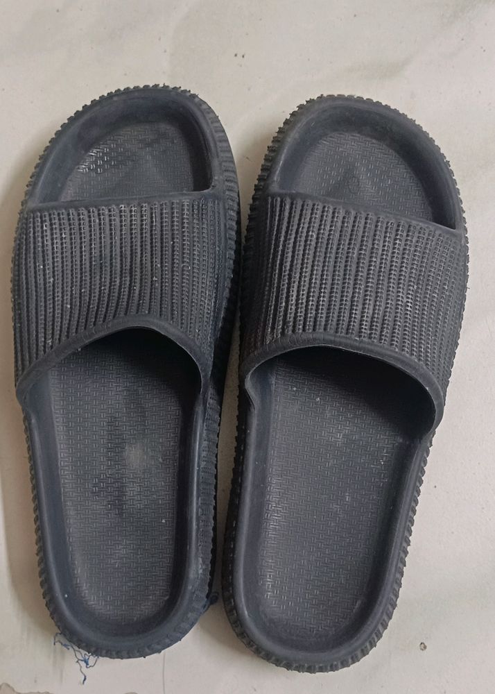 Best Quality &amp; Very Less Used Slippers