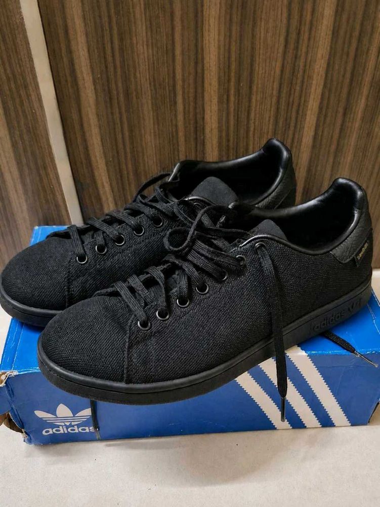 Authentic Adidas Stan Smith Sneakers