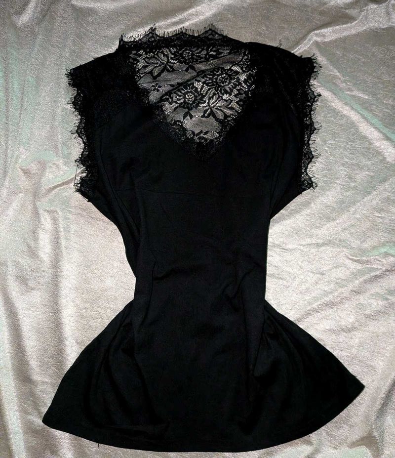 Lace Back Chatpata Top