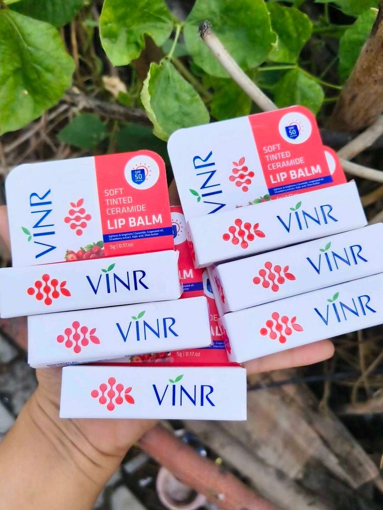VINR Soft Tinted Lip Balm