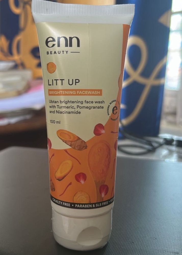 Enn Beauty Litt Up Brightening Facewash