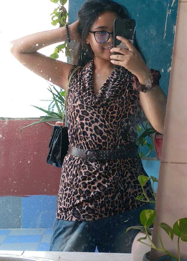 Leopard Print Sleeveless Top