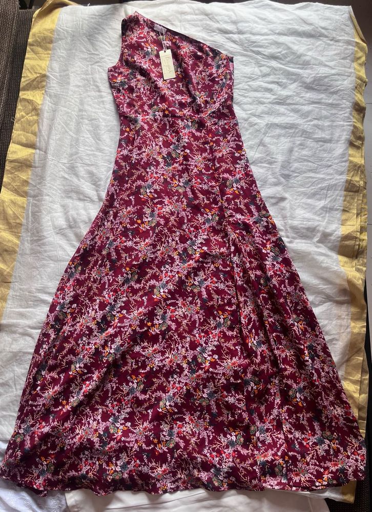 Burgundy Floral One-Shoulder Maxi Dress