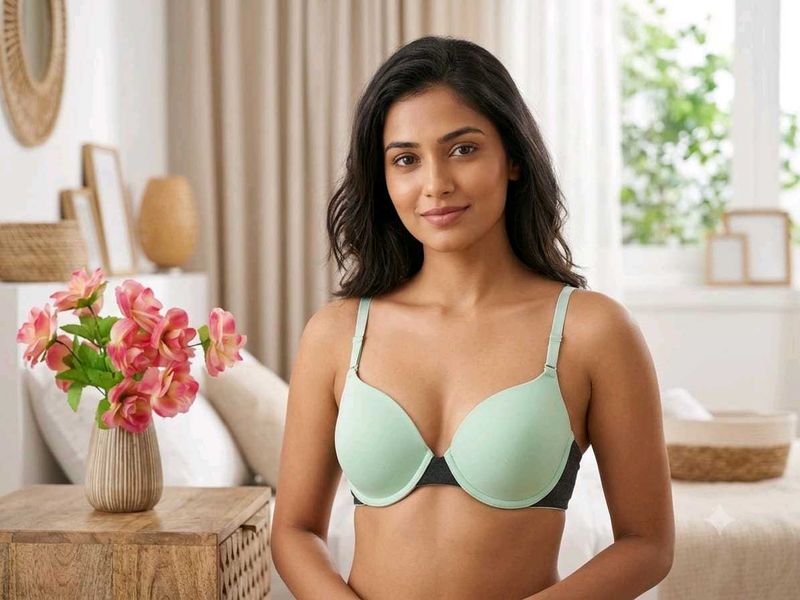 Victoria's secret : Light Green inner