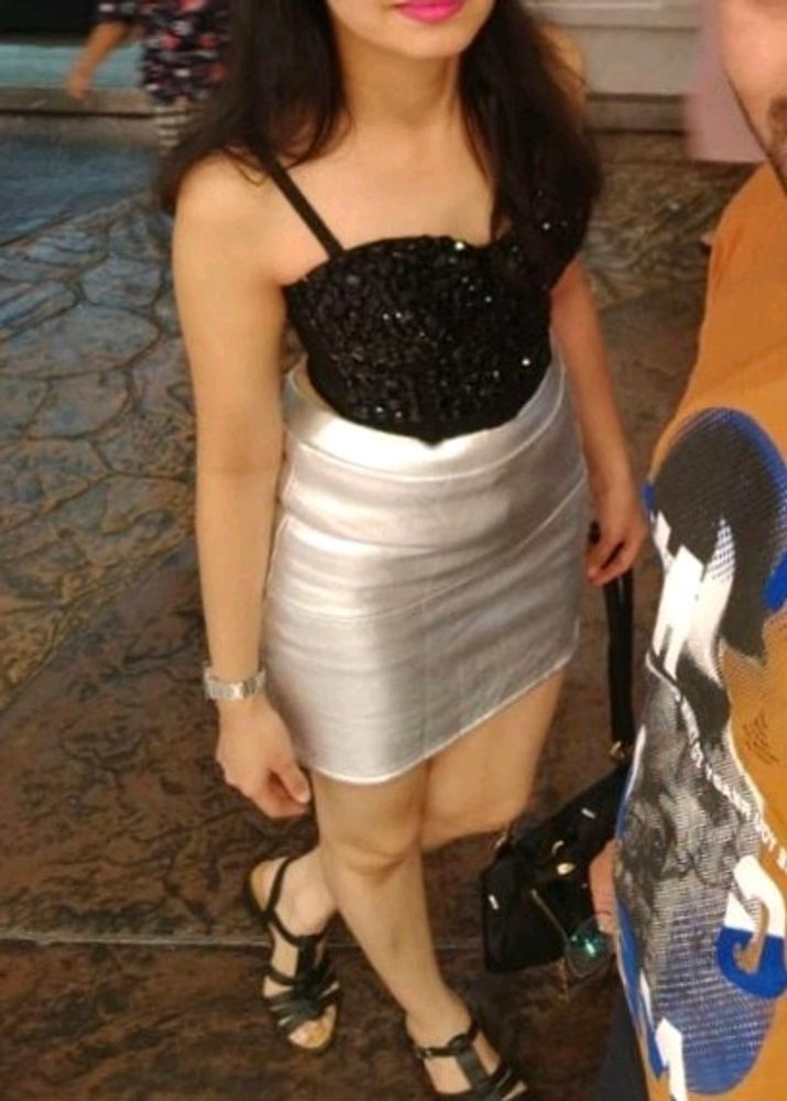 Elegant Silver Short Skirt