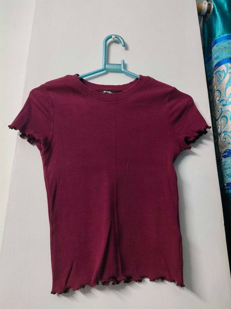 Burgundy Ribbed Crop Top