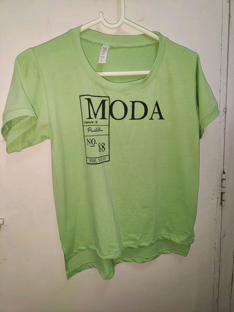 Green T Shirt