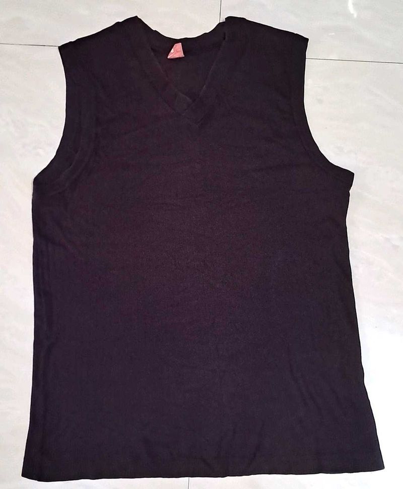 Maroon V-Neck Sleeveless Top
