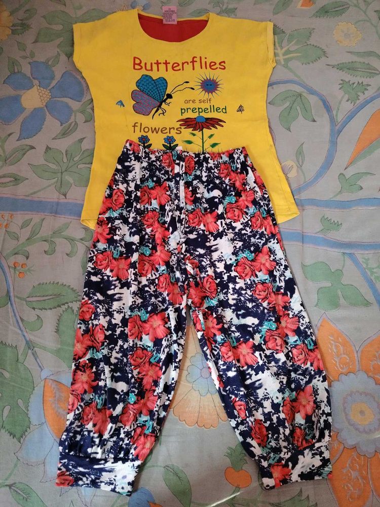Beautiful Top &amp; Bottom 💕 For Girls